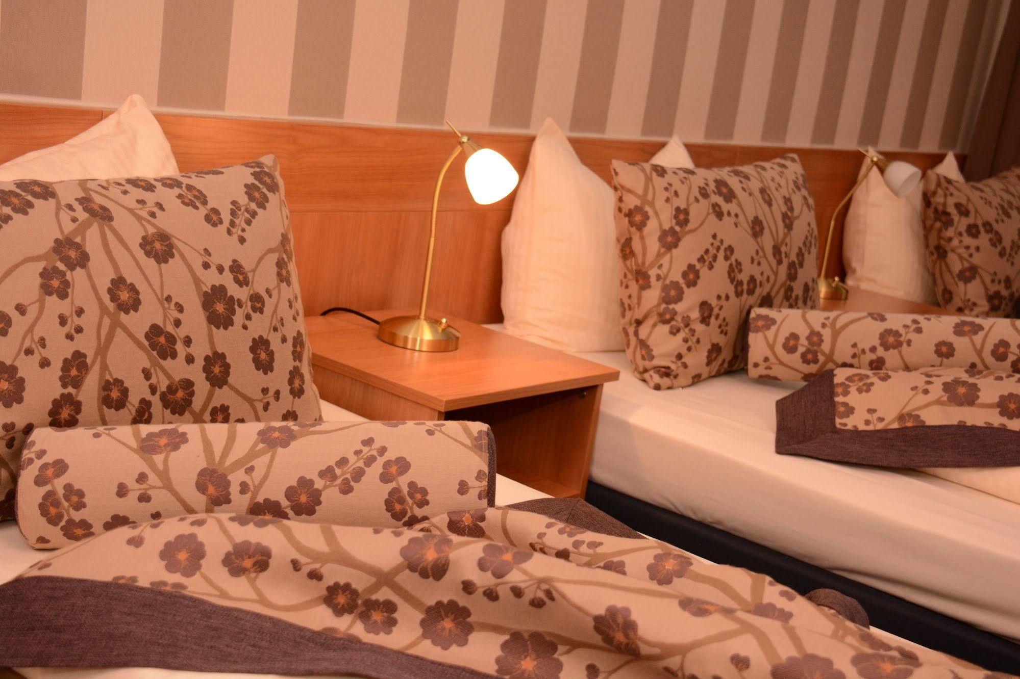 Hotel Brecherspitze Münih Dış mekan fotoğraf