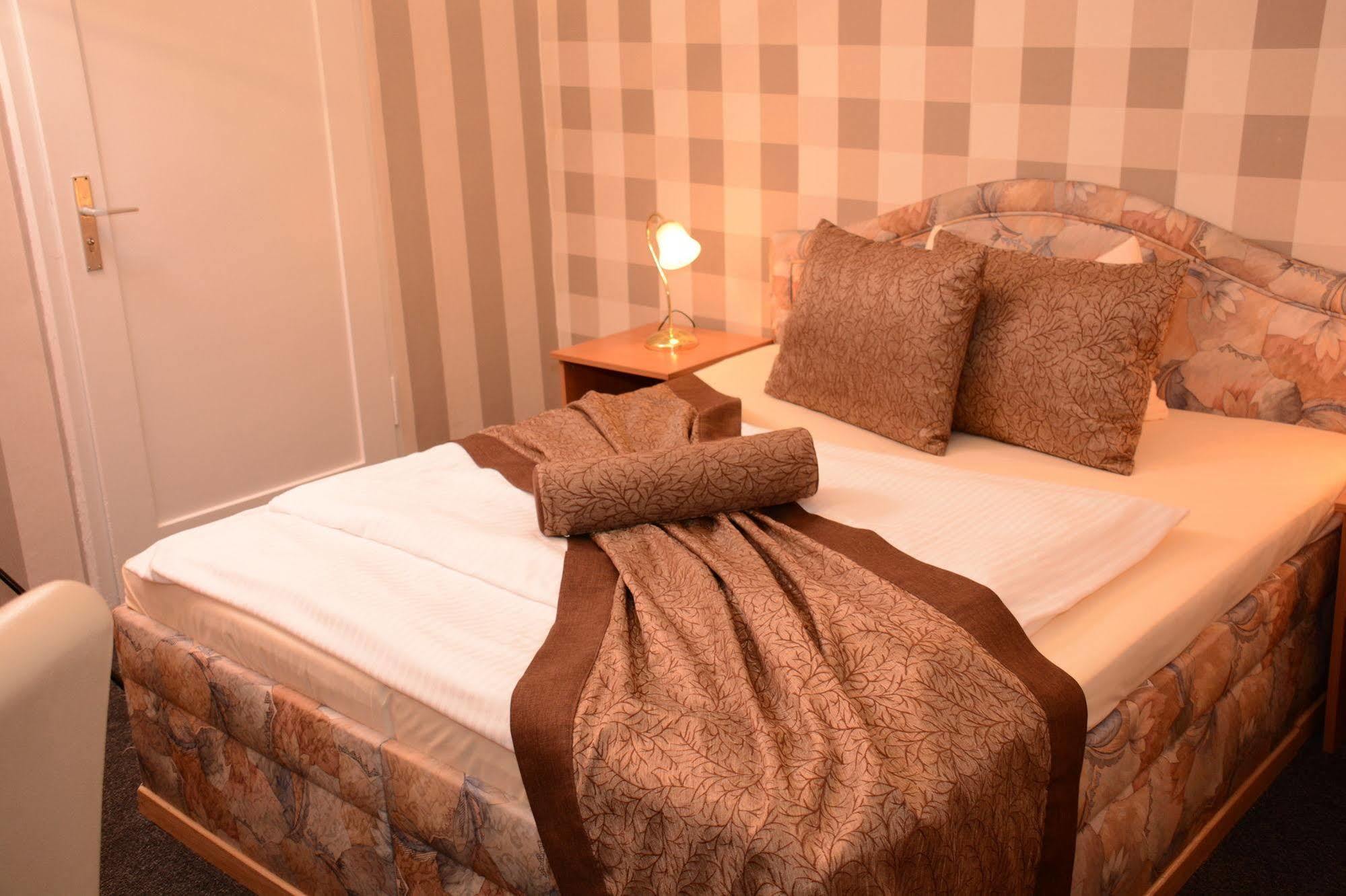 Hotel Brecherspitze Münih Dış mekan fotoğraf